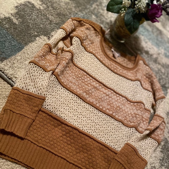 Sweater - Picture 2 of 3